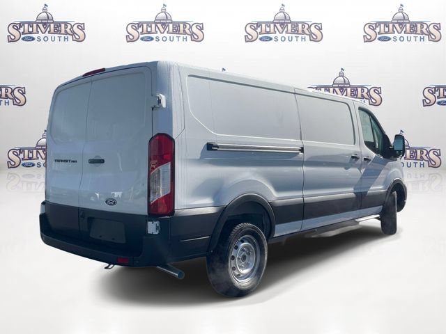 New 2026 Ford Transit 250 Low Roof RWD image 3