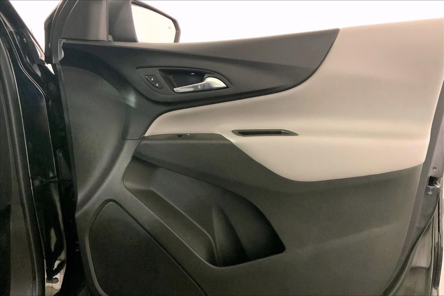 Used 2023 Chevrolet Equinox LS image 25