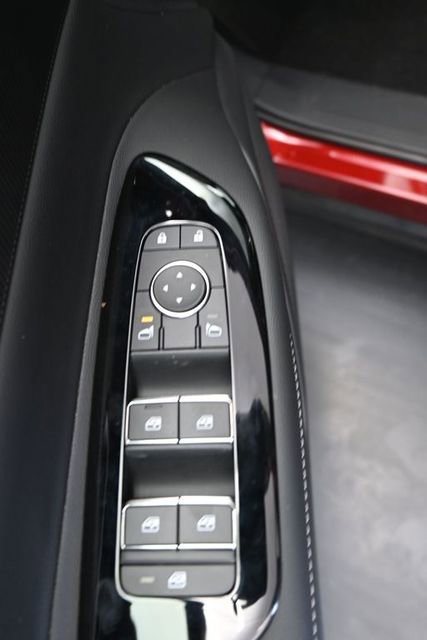 Used 2025 Nissan Murano SV AWD/4WD image 21