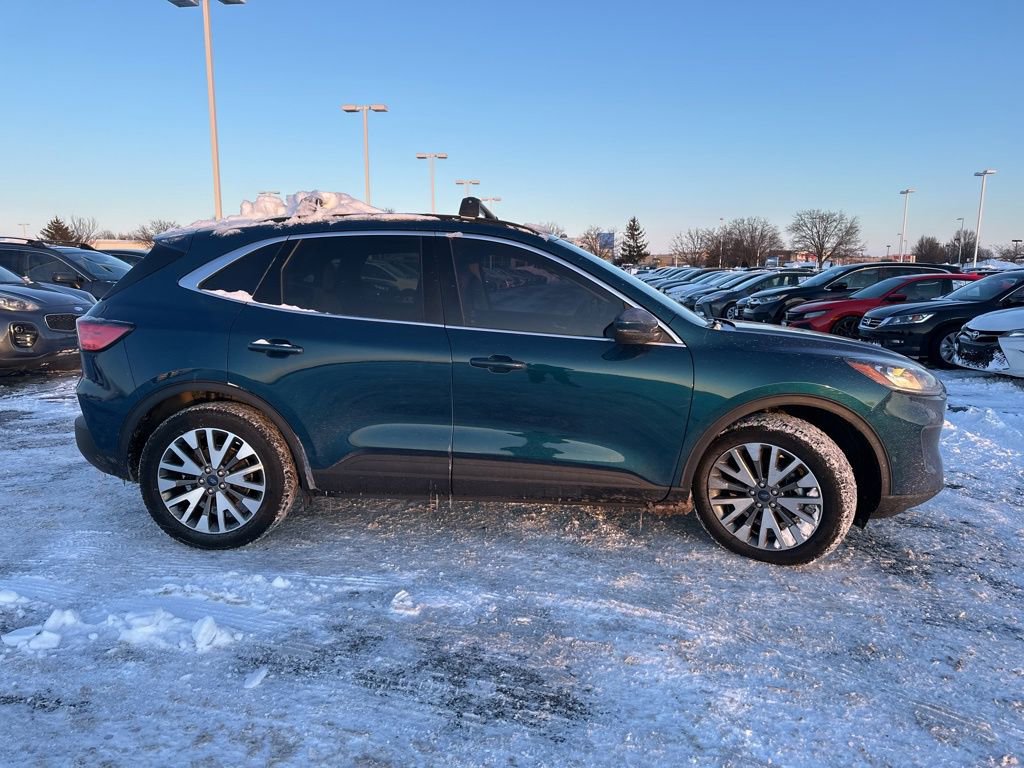 Used 2020 Ford Escape Titanium image 12