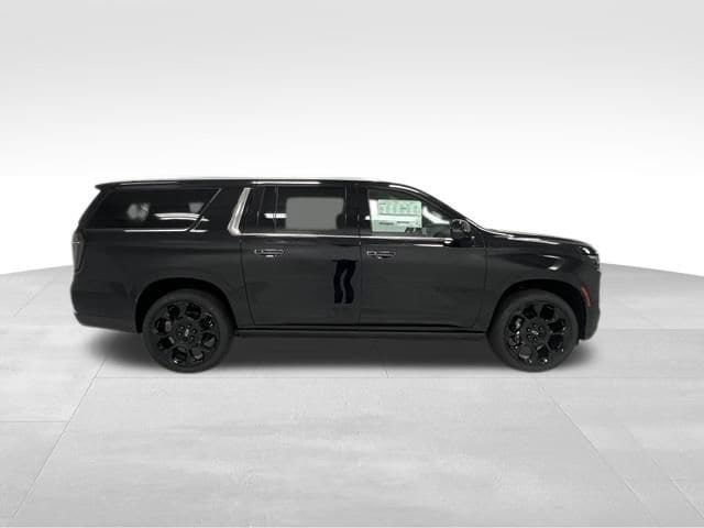 New 2026 Chevrolet Suburban High Country AWD/4WD image 19