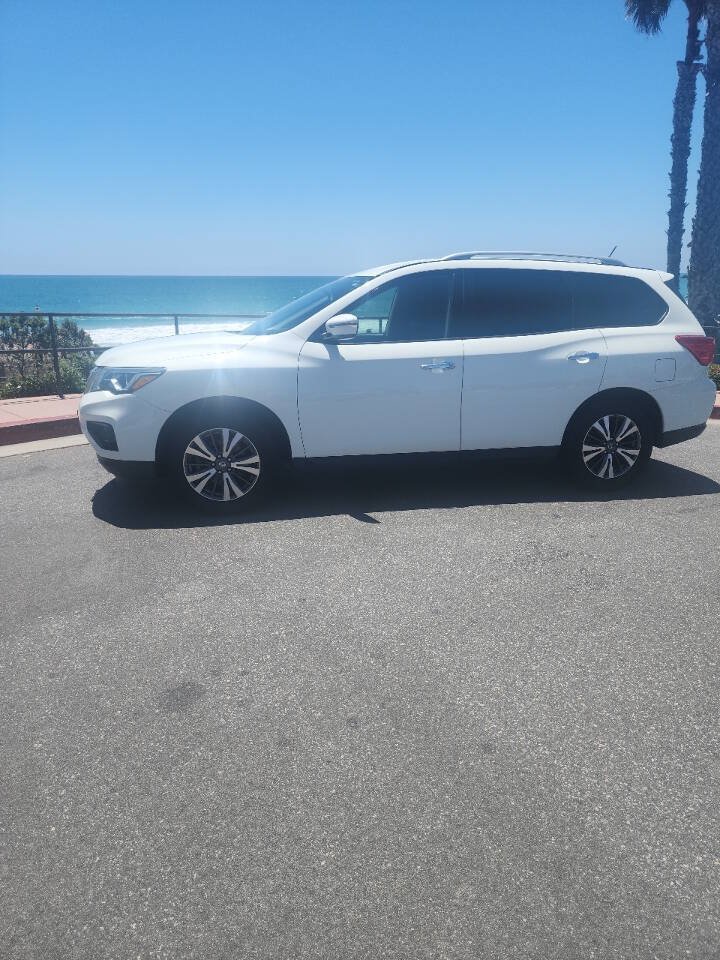 Used 2018 Nissan Pathfinder S FWD image 23