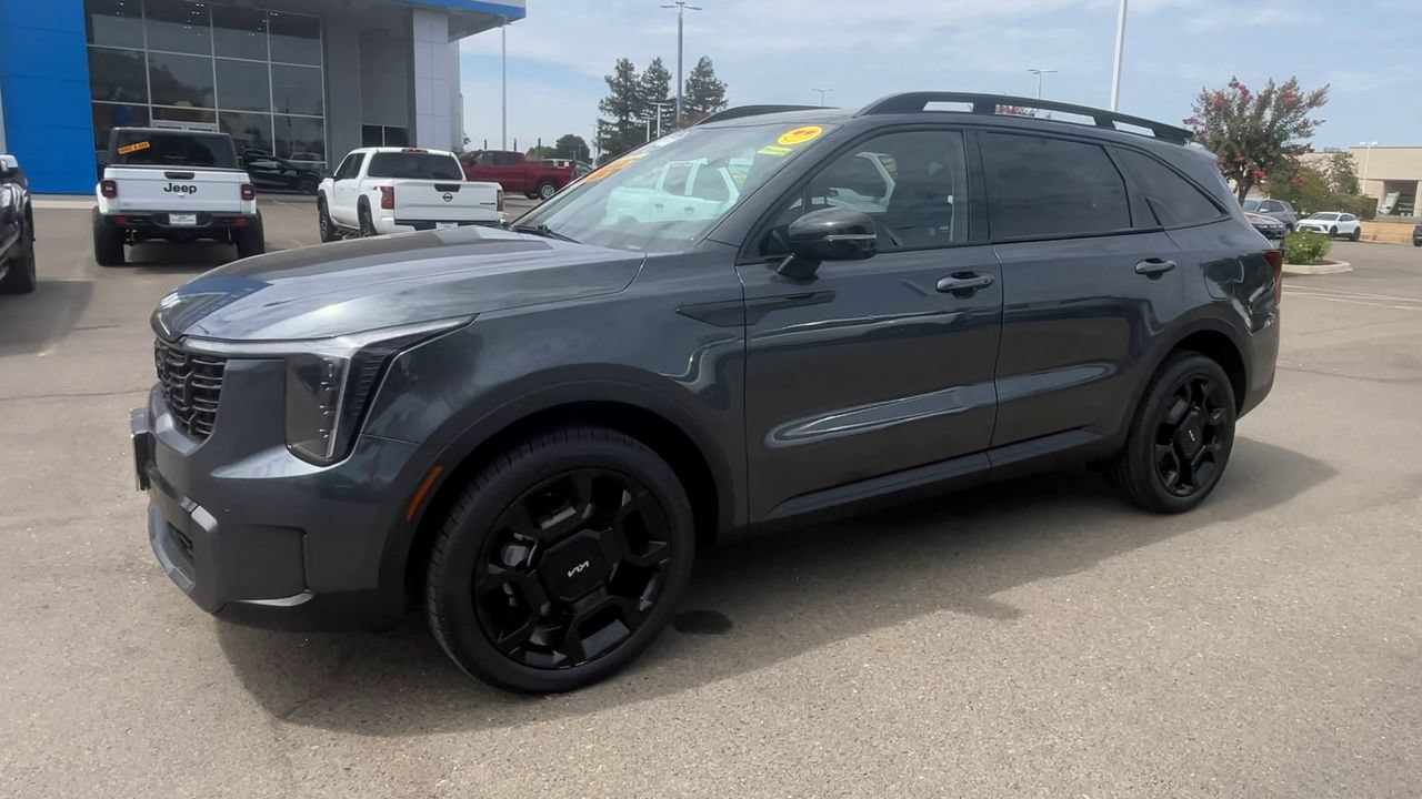 Used 2024 Kia Sorento X-Line EX AWD/4WD image 3