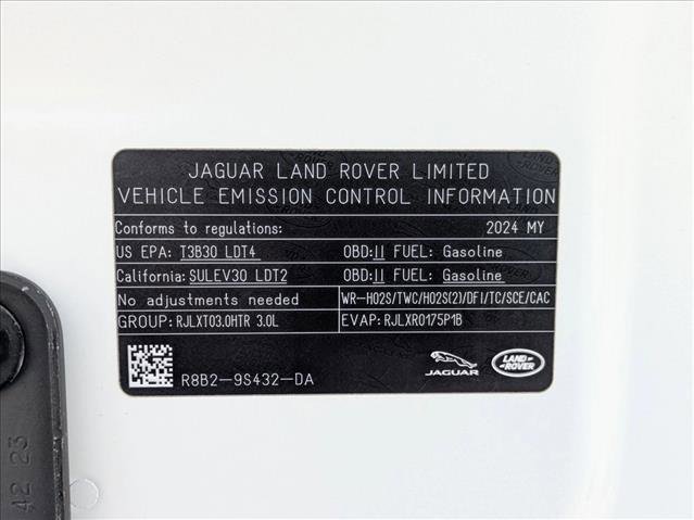 Used 2024 Land Rover Defender 110 S image 24