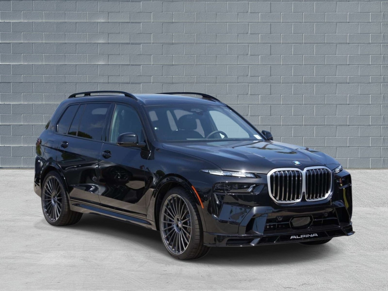 New 2026 BMW ALPINA XB7 AWD/4WD image 1