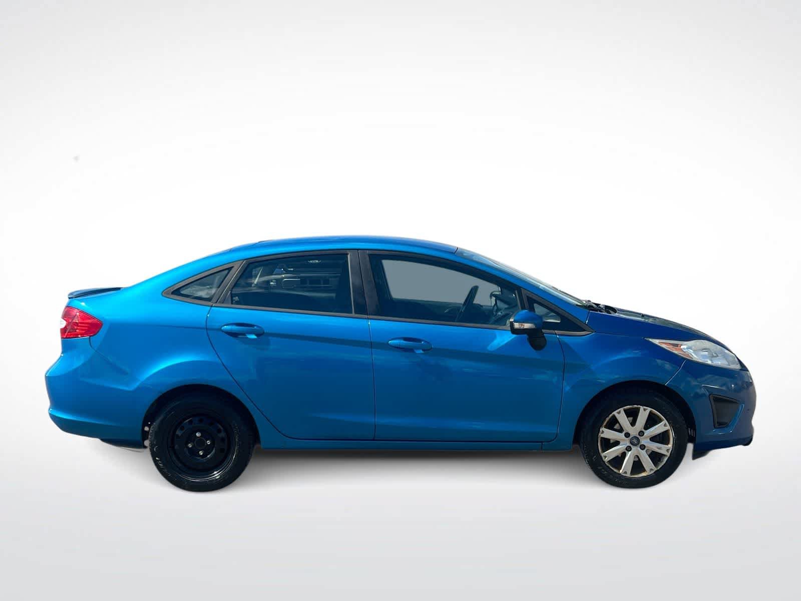 Used 2013 Ford Fiesta SE FWD image 9