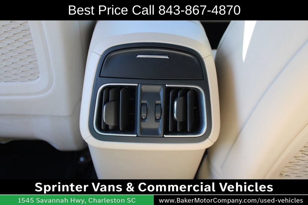 Used 2017 Maserati Levante S AWD/4WD image 40