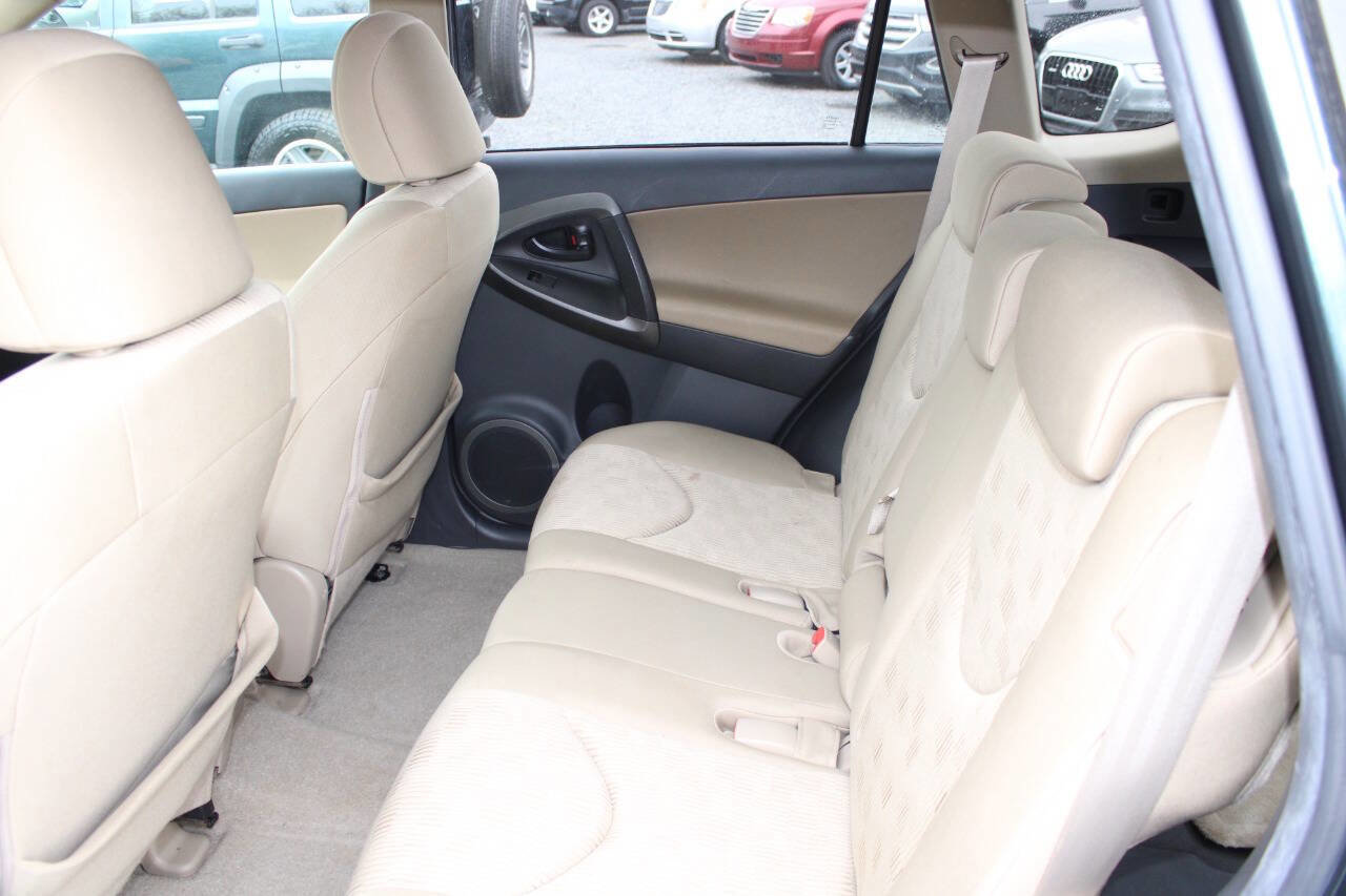 Used 2011 Toyota RAV4 4WD w/ Base L4 Extra Value Pkg image 17