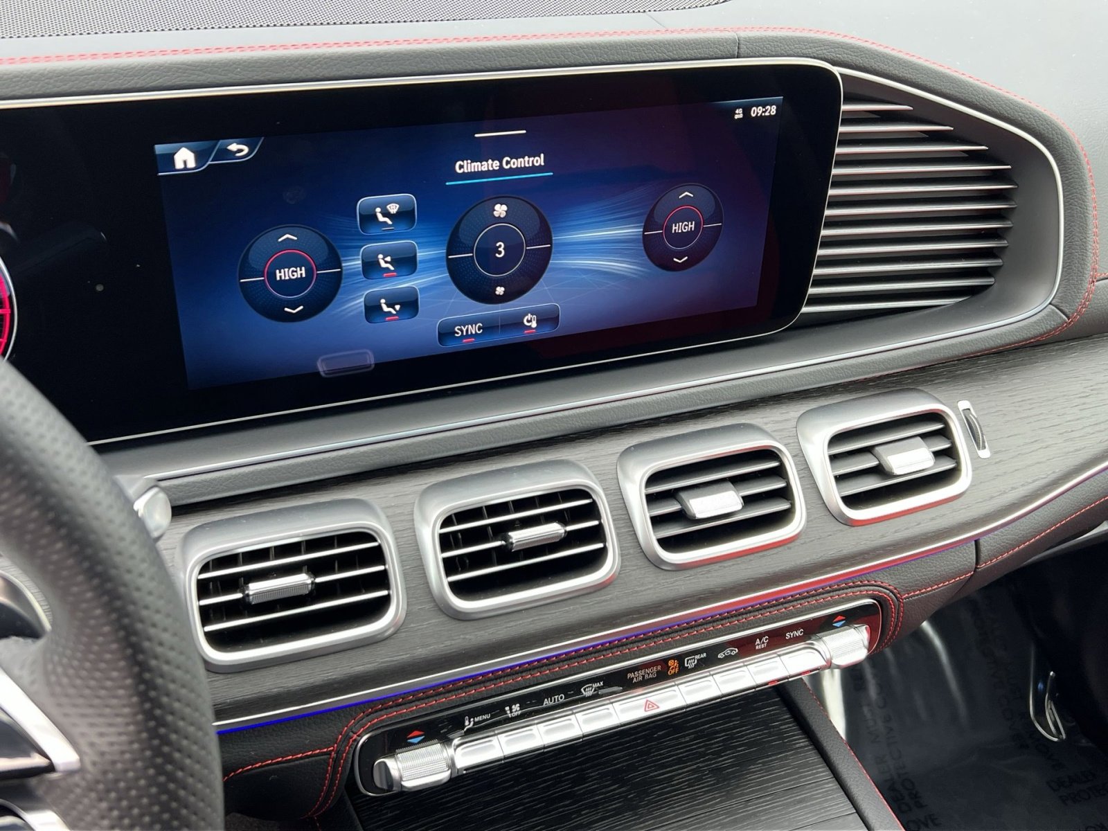 Used 2026 Mercedes-Benz GLE 53 AMG 4MATIC Coupe image 19