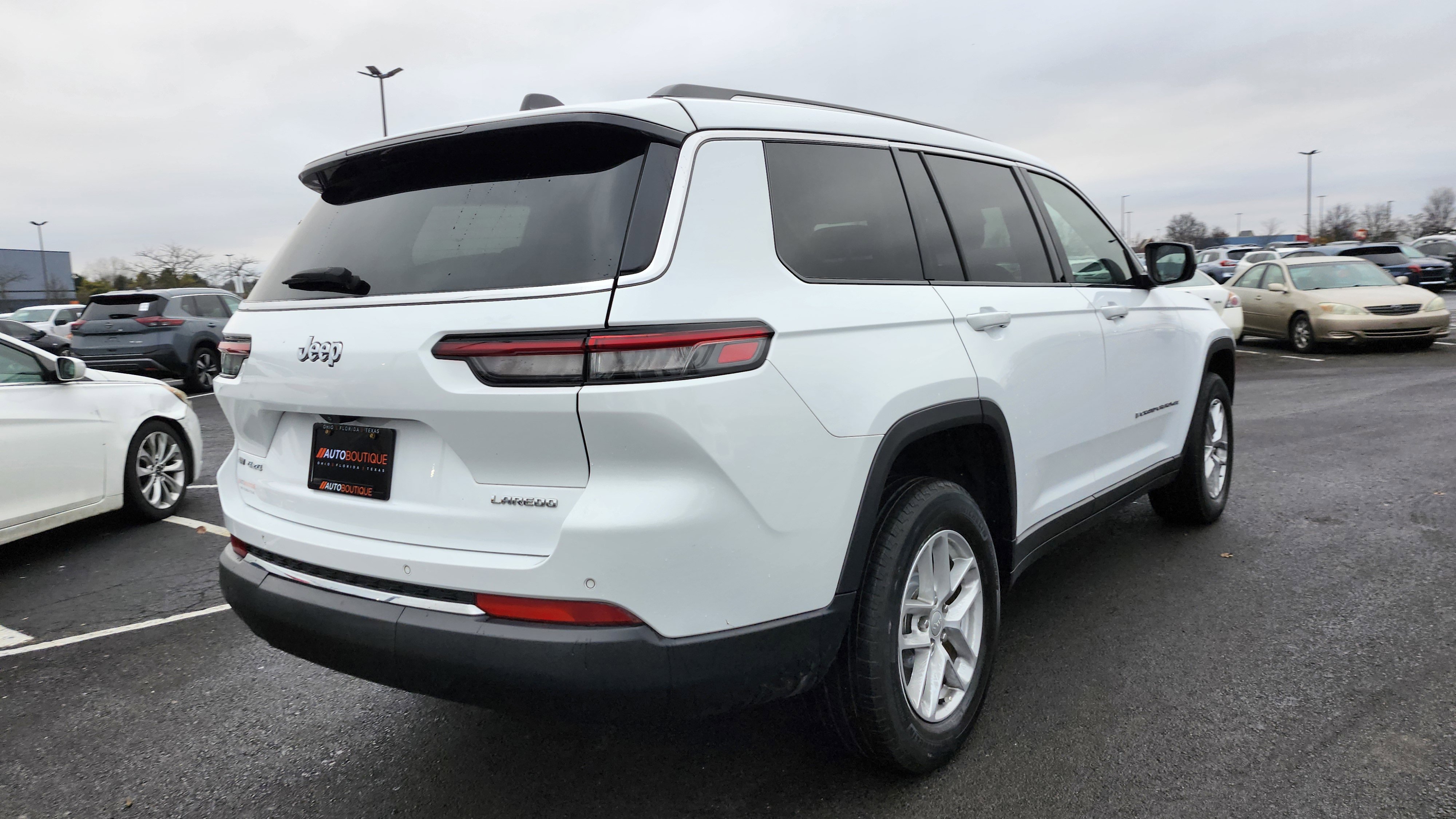 Used 2022 Jeep Grand Cherokee L Laredo w/ Luxury Tech Group I image 18