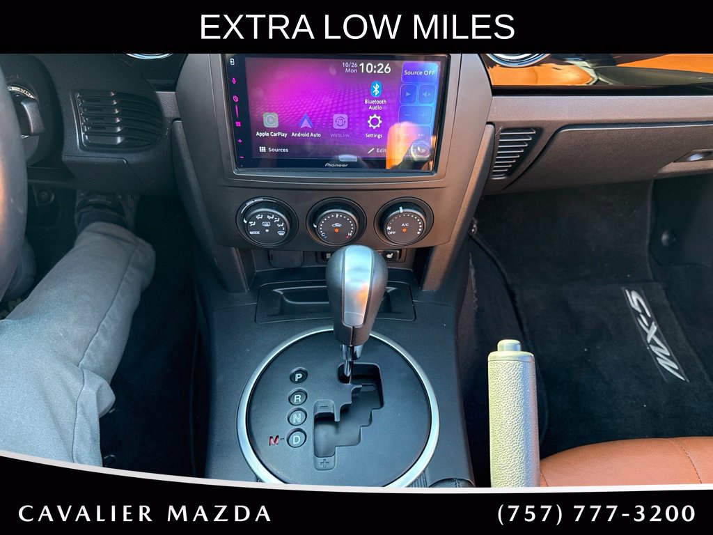 Used 2008 MAZDA MX-5 Miata Grand Touring w/ Premium Pkg RWD image 15