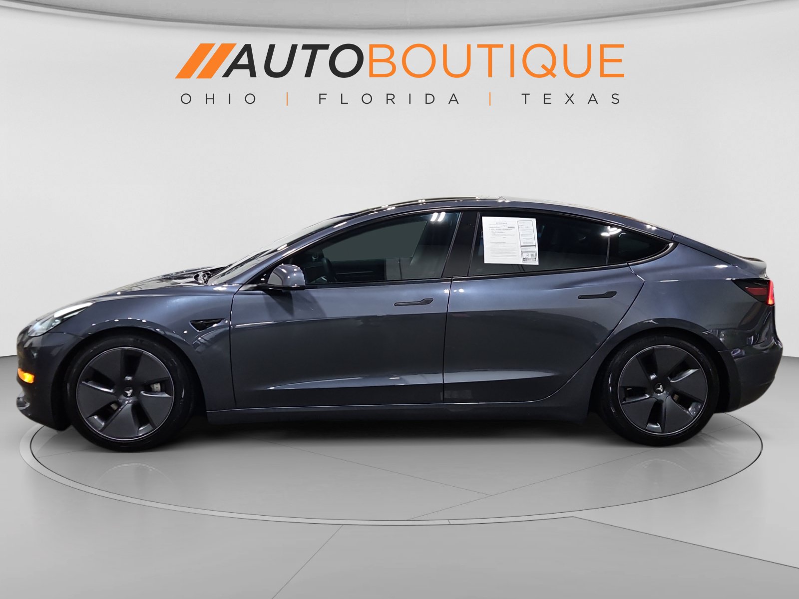Used 2023 Tesla Model 3 Standard Range RWD image 2