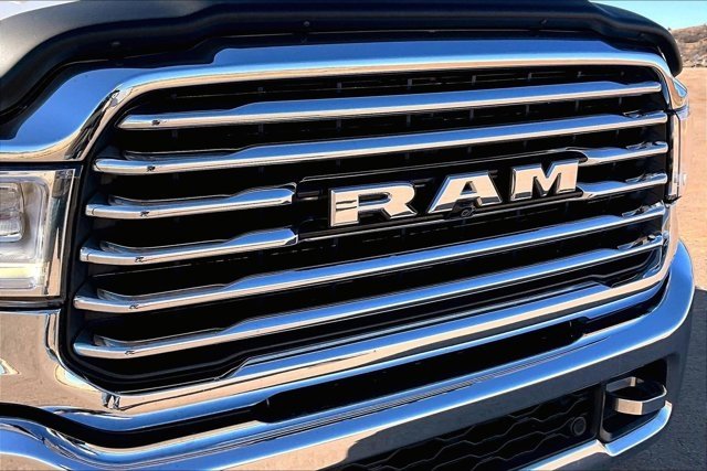 Used 2019 RAM 3500 Limited w/ Max Tow Package image 31