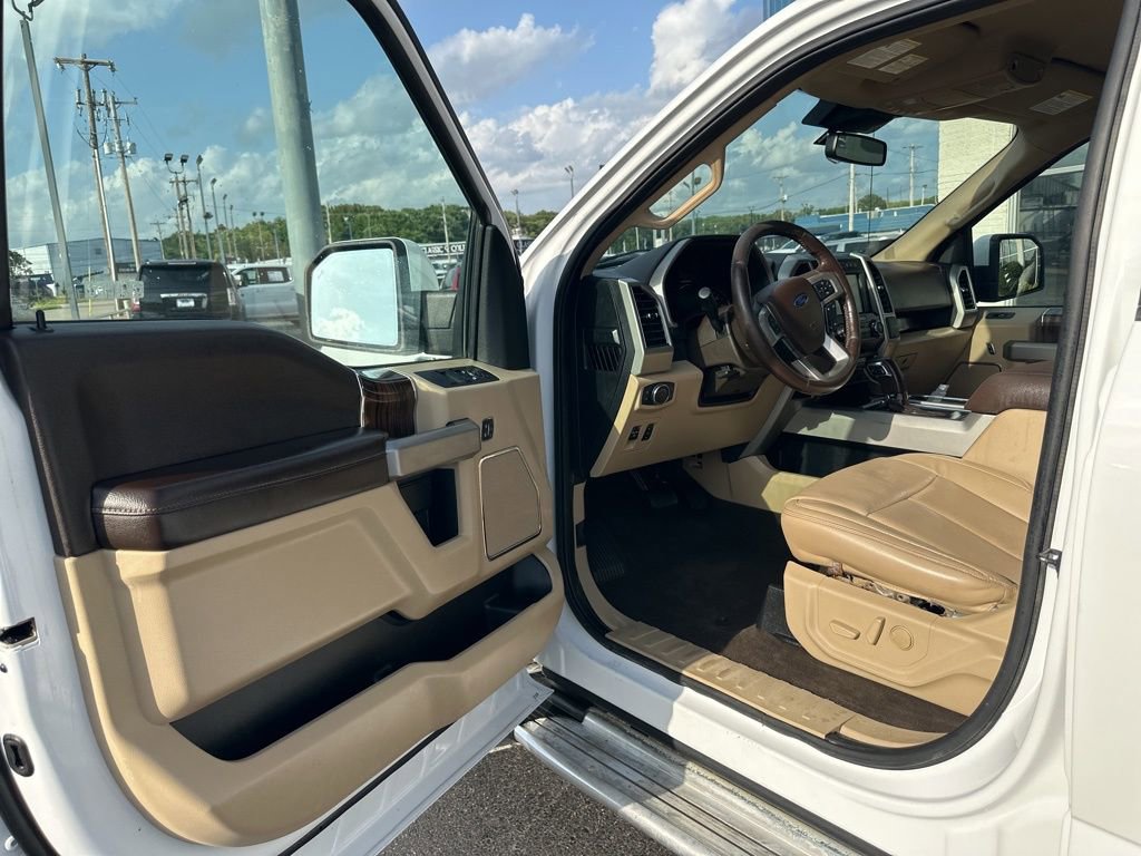 Used 2020 Ford F150 Lariat w/ FX4 Off-Road Package image 13