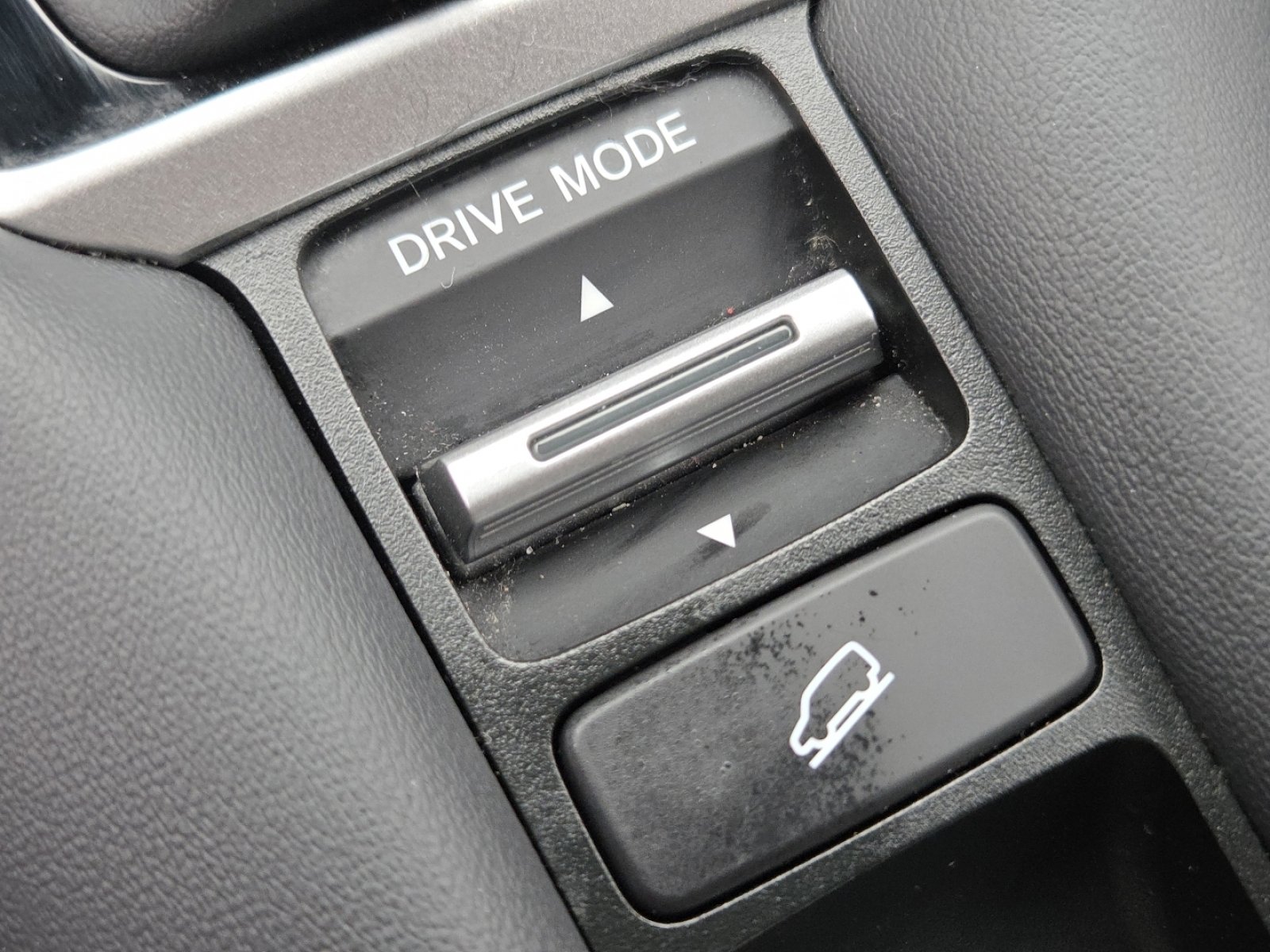 Certified 2024 Honda HR-V Sport image 9