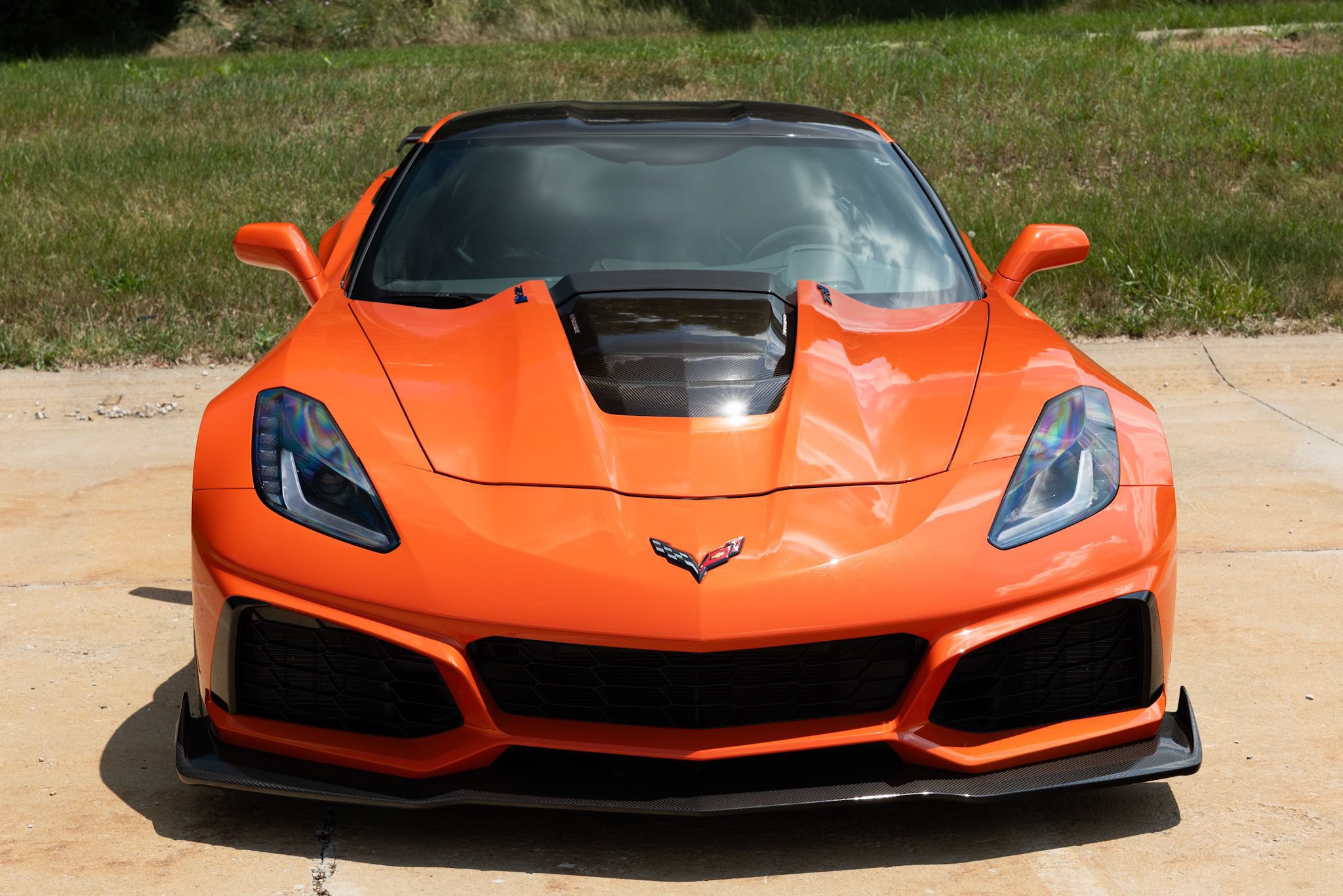Used 2019 Chevrolet Corvette ZR1 RWD image 11