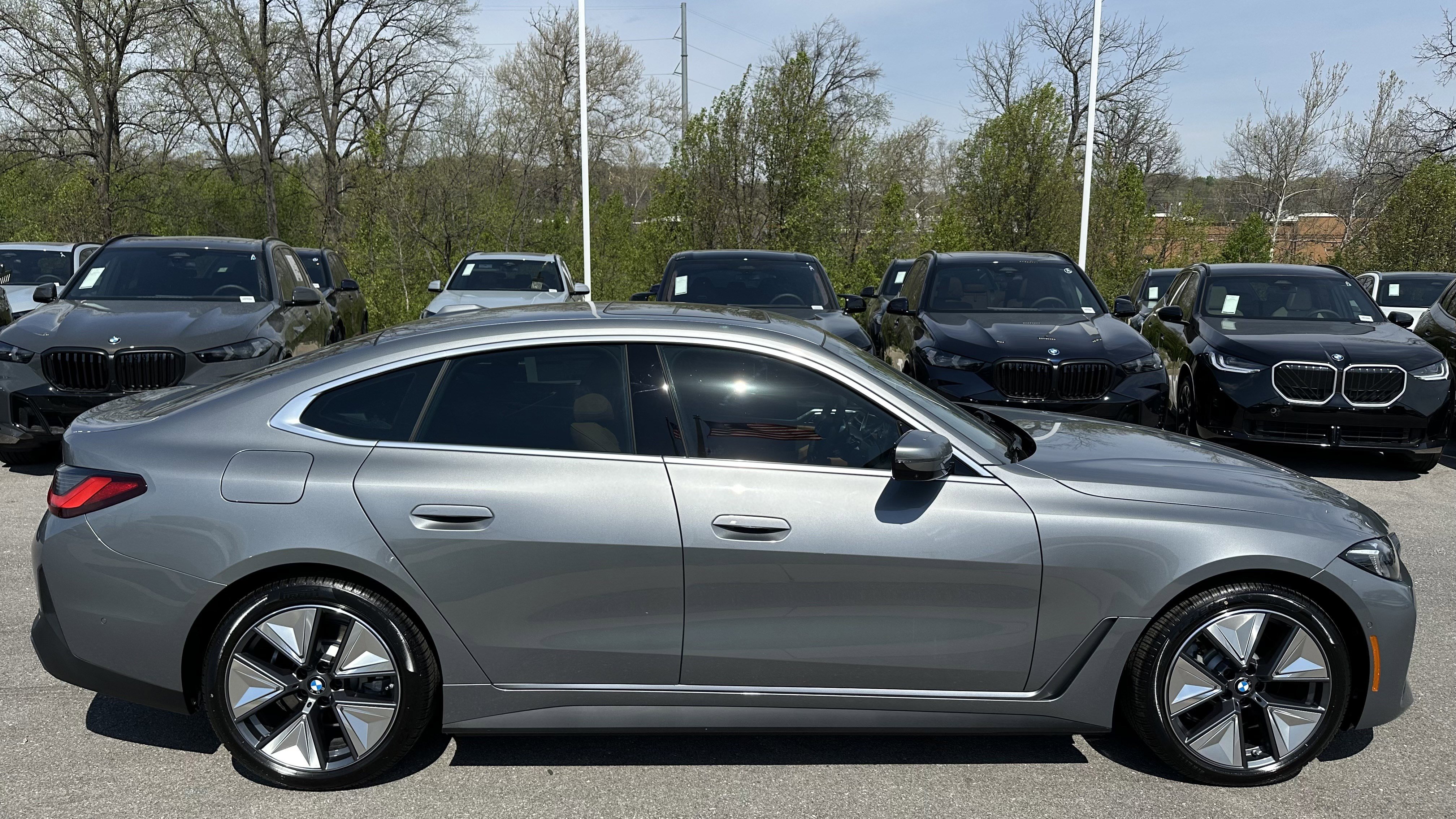 Used 2026 BMW i4 xDrive40i AWD/4WD image 11