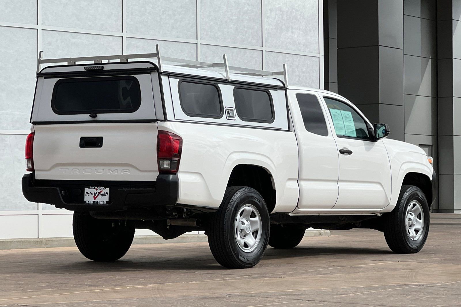 Certified 2021 Toyota Tacoma SR image 4