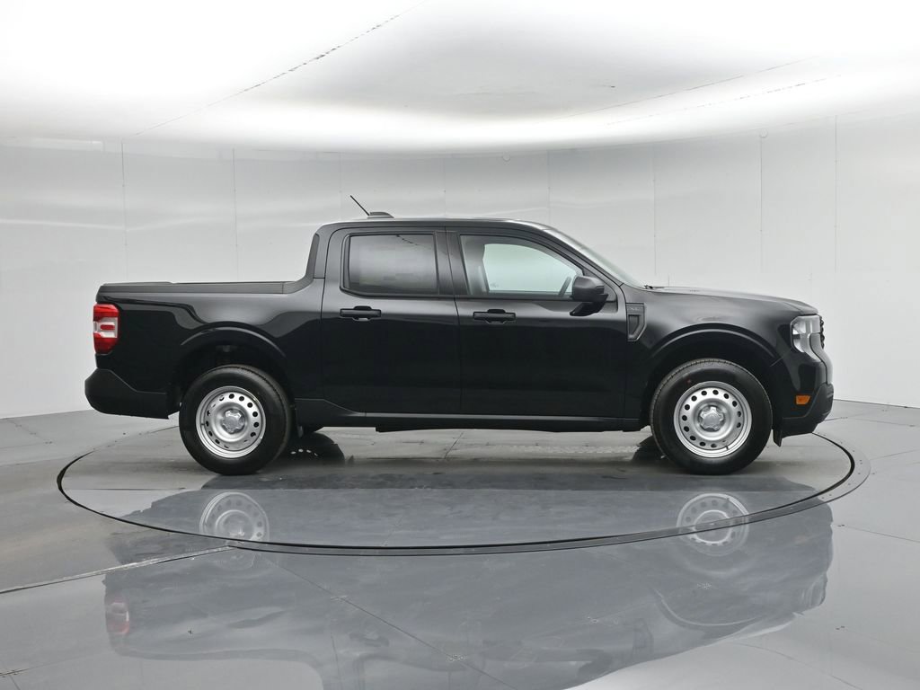 New 2026 Ford Maverick XL image 32