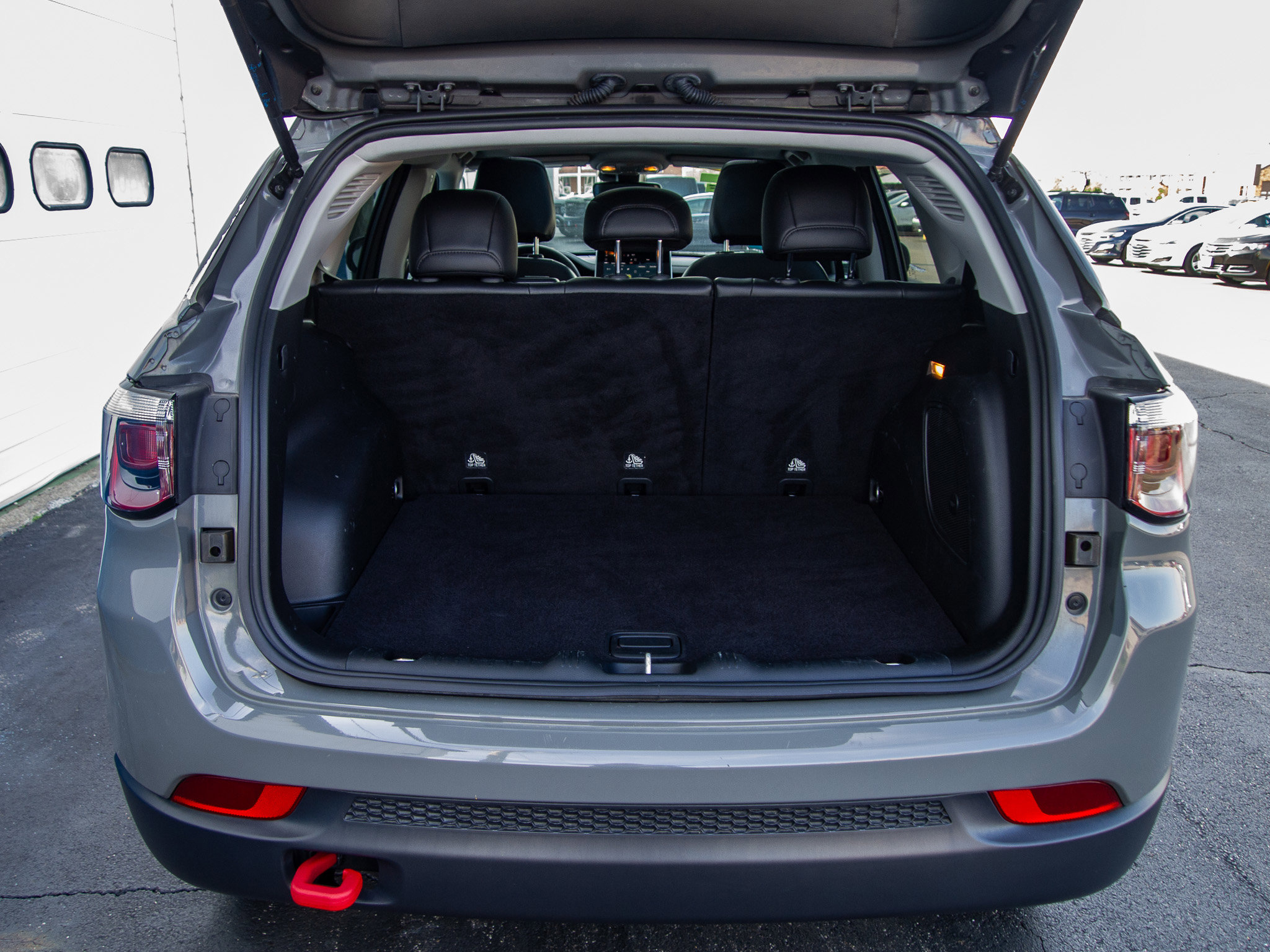 Used 2022 Jeep Compass Trailhawk w/ Sun and Sound Group image 31