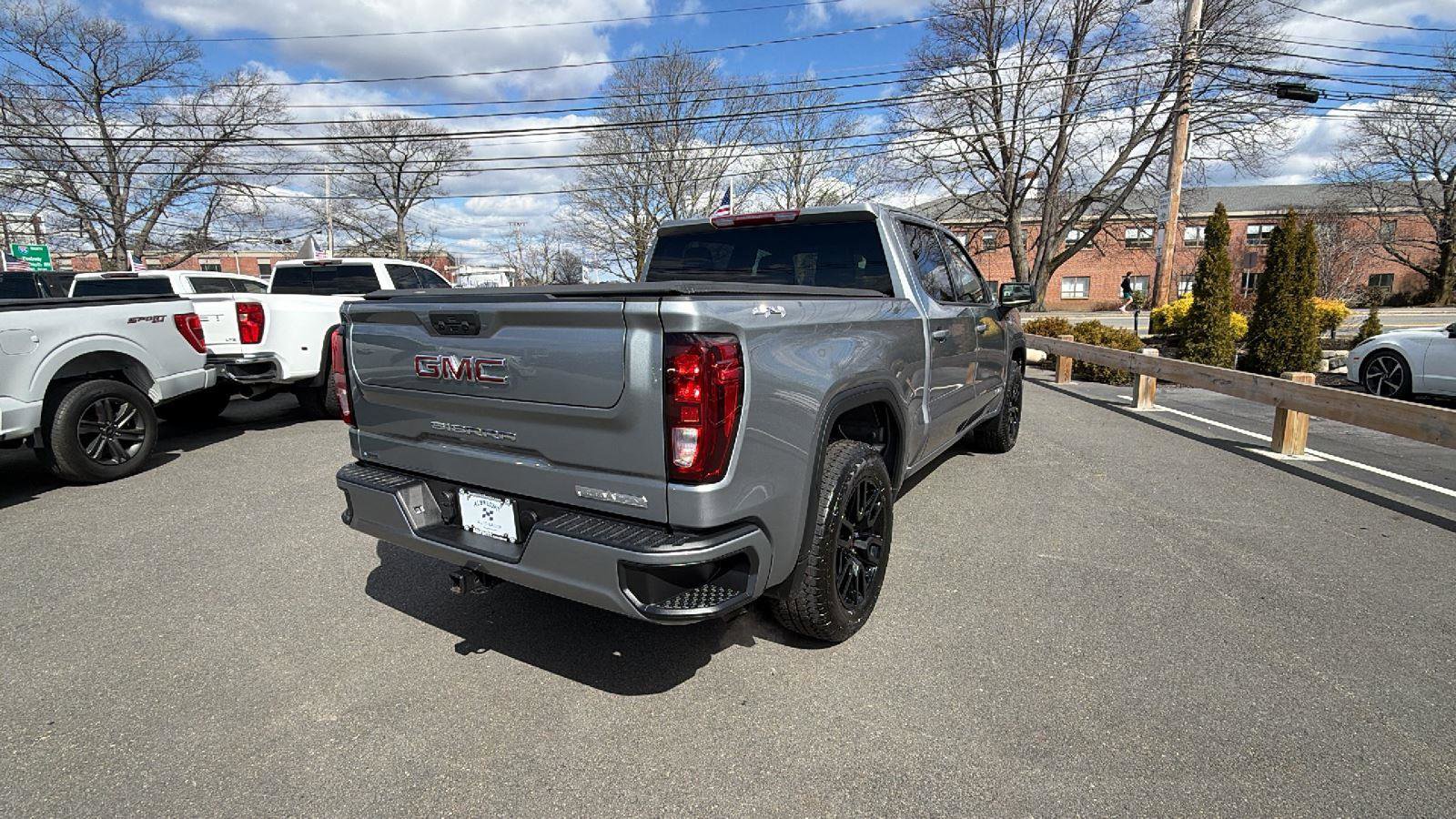 Used 2023 GMC Sierra 1500 Elevation image 7