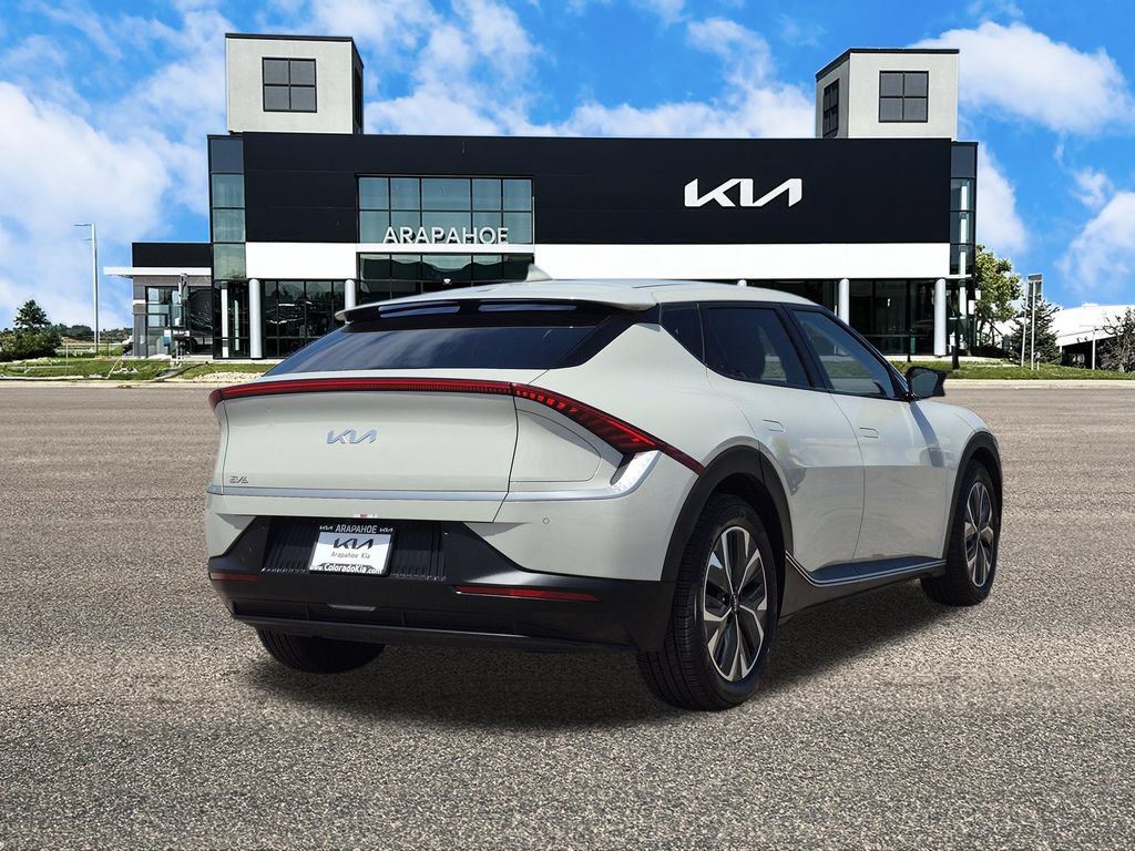 Certified 2024 Kia EV6 Light AWD/4WD image 5