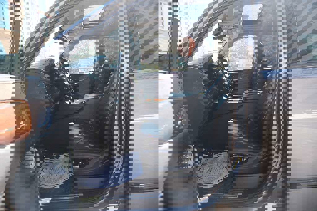 Used 2020 Cadillac Escalade Luxury image 18