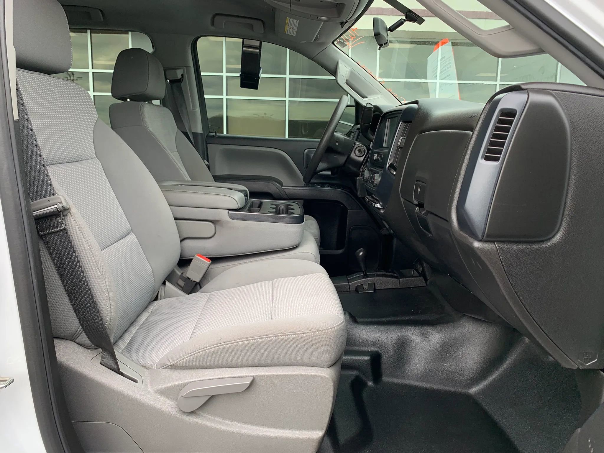 Used 2019 Chevrolet Silverado 2500 W/T AWD/4WD image 24