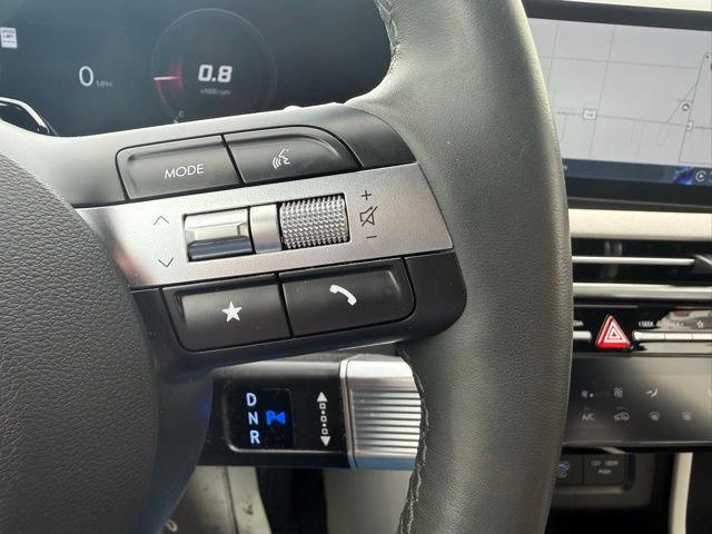 Used 2025 Hyundai Tucson Limited AWD/4WD image 30