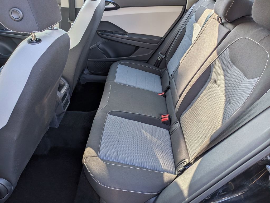 Used 2025 Volkswagen Taos S image 27