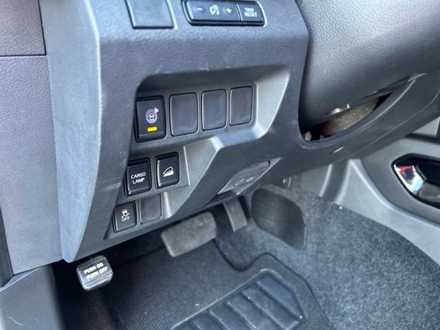 Used 2023 Nissan Frontier SV w/ Midnight Edition Package AWD/4WD image 15