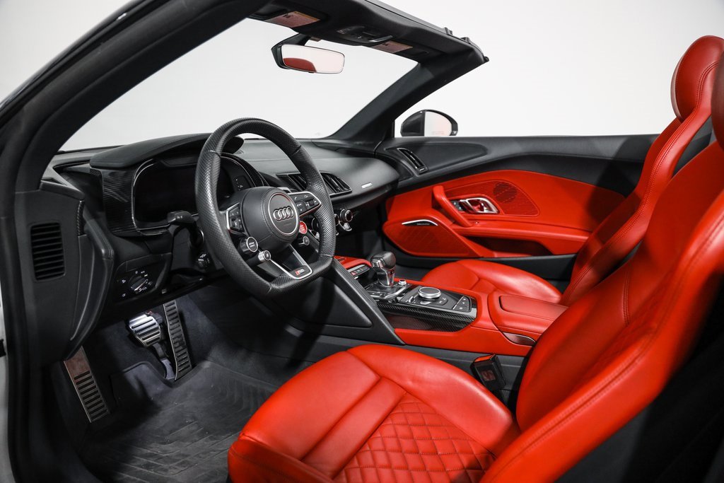 Used 2018 Audi R8 V10 plus image 33