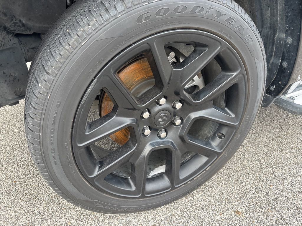 Used 2021 RAM 1500 Laramie w/ Night Edition image 6