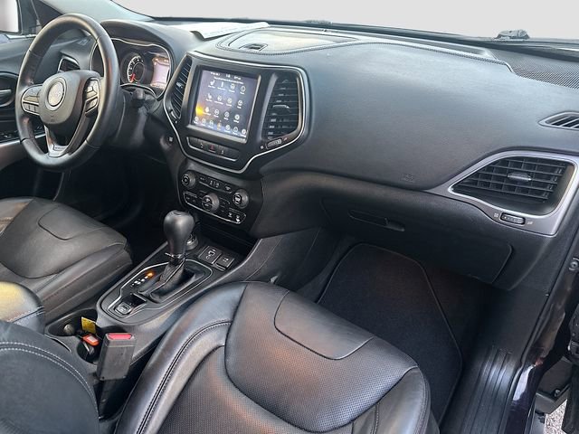 Used 2021 Jeep Cherokee Latitude Lux w/ Comfort/Convenience Group AWD/4WD image 28