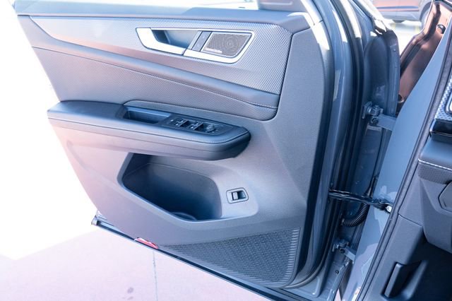 New 2026 Volkswagen Atlas Cross Sport SEL Premium R-Line image 28