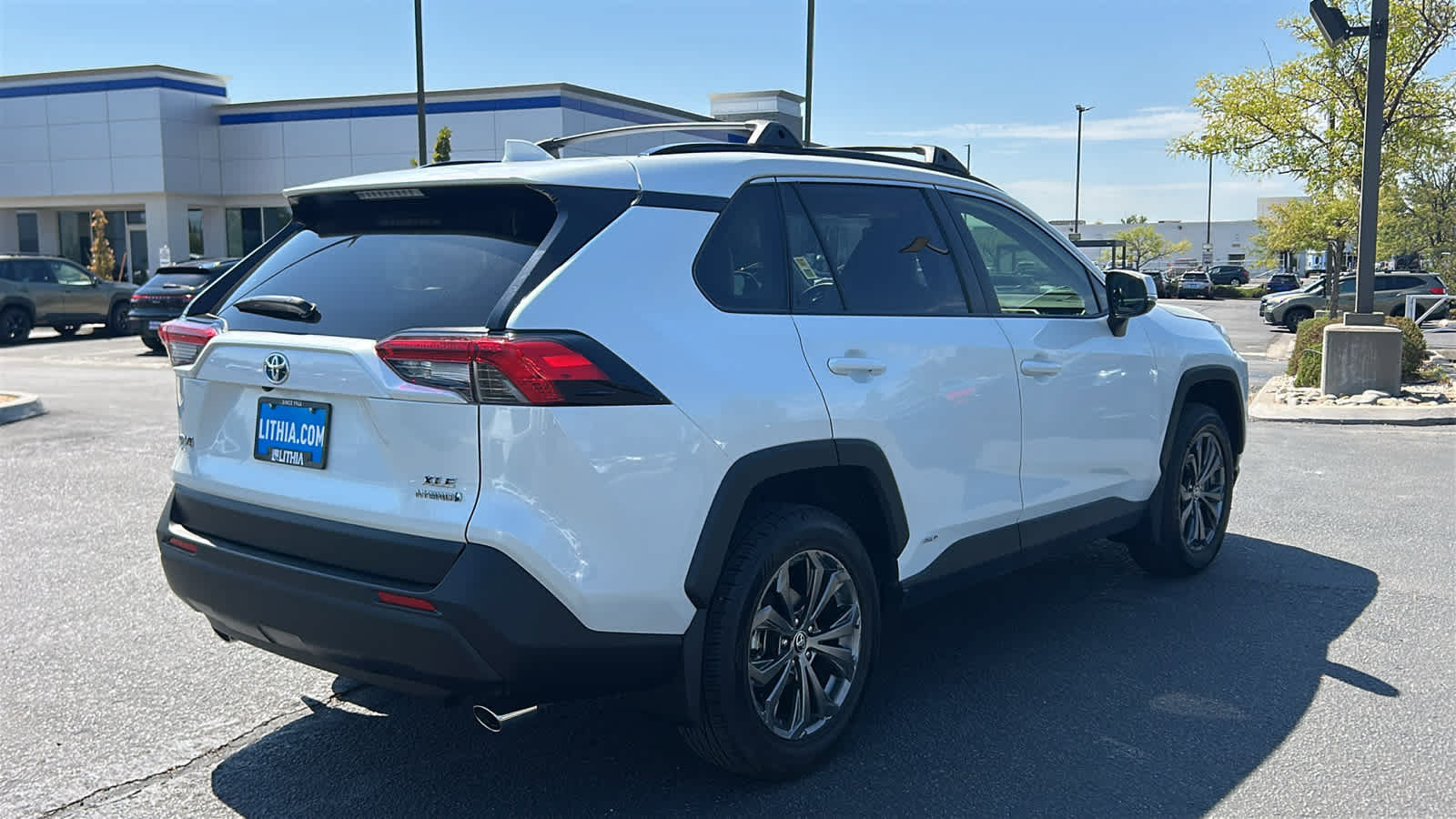 Used 2024 Toyota RAV4 XLE Premium w/ Weather Package AWD/4WD image 5
