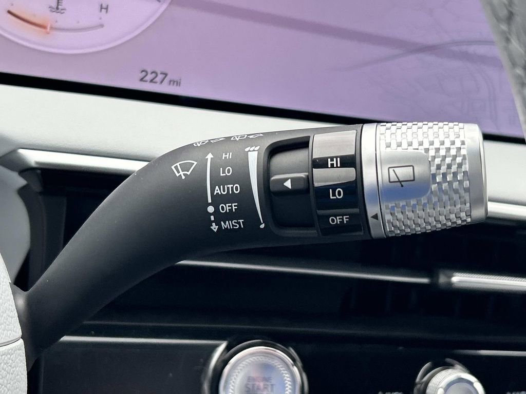 New 2026 Genesis GV70 2.5T Advanced image 38