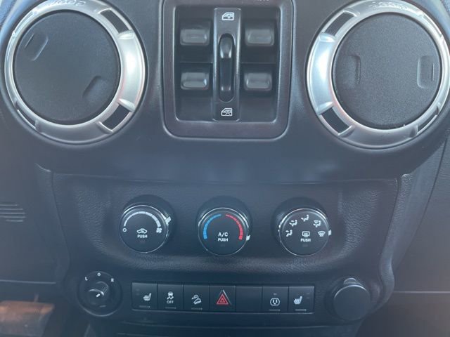 Used 2017 Jeep Wrangler Unlimited Sahara w/ Dual Top Group image 19