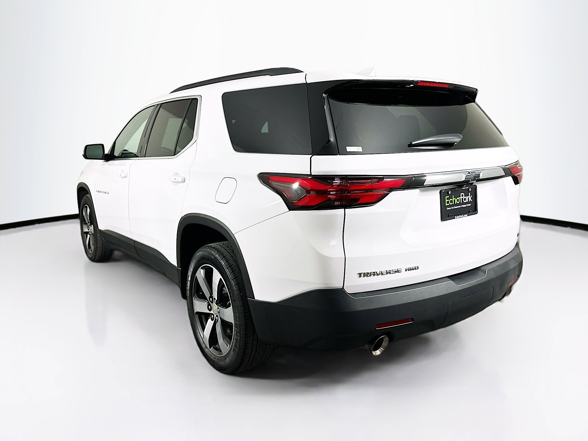 Used 2023 Chevrolet Traverse LT w/ LT Premium Package image 5
