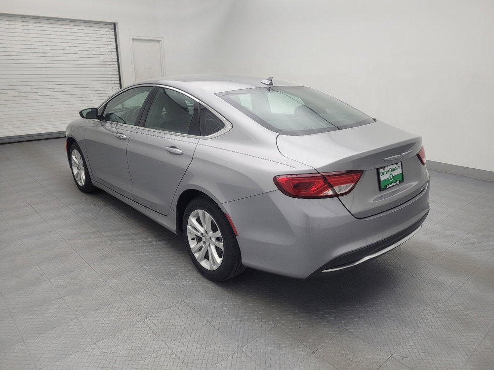 Used 2017 Chrysler 200 Limited Platinum image 5
