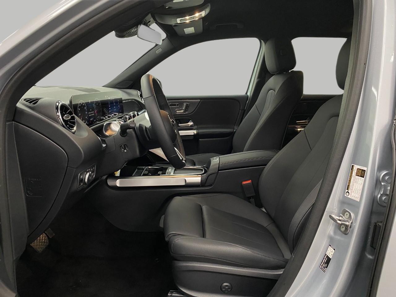 Certified 2026 Mercedes-Benz GLB 250 4MATIC image 28