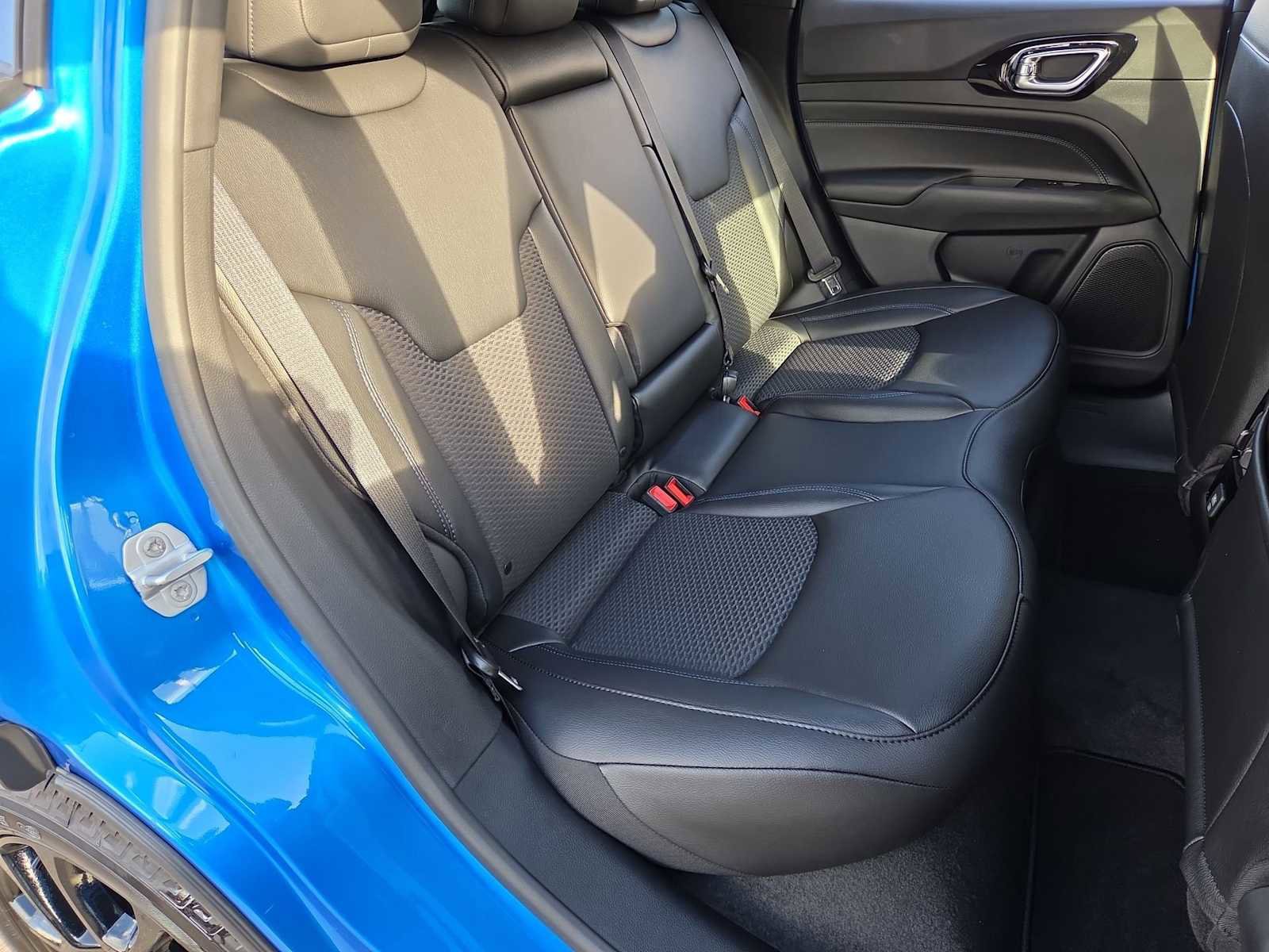 New 2026 Jeep Compass Latitude image 21