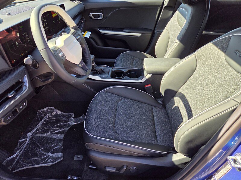 New 2025 Kia K4 GT-Line w/ GT-Line Sunroof Package image 6