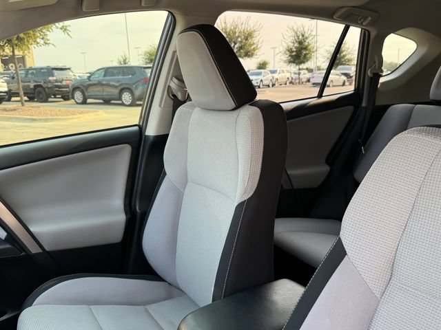 Used 2016 Toyota RAV4 XLE w/ Convenience Package AWD/4WD image 14