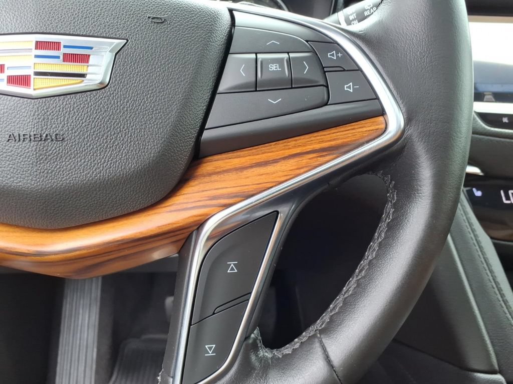 Used 2021 Cadillac XT5 Premium Luxury AWD/4WD image 11