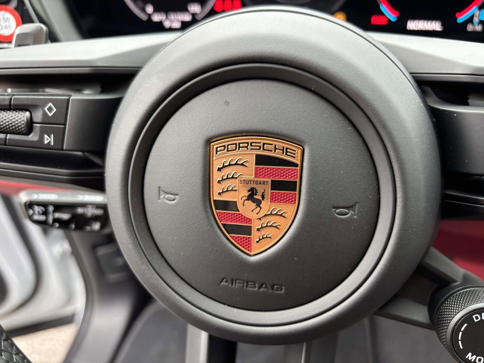 New 2026 Porsche Cayenne image 30