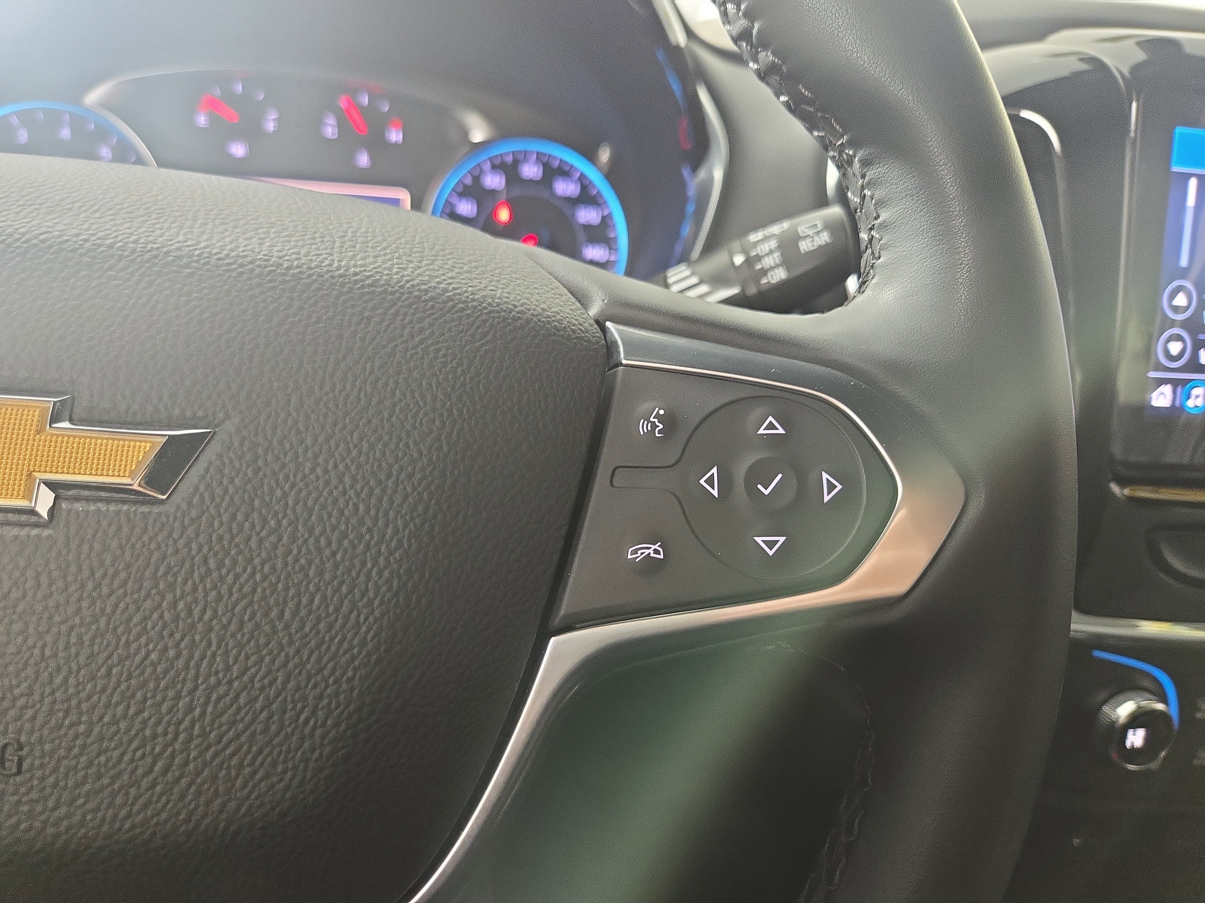 Certified 2023 Chevrolet Traverse LT image 17