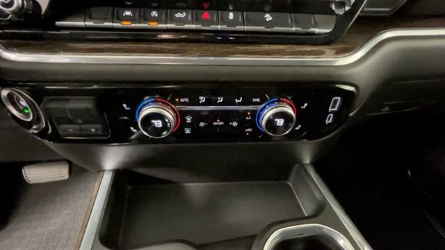 Used 2024 GMC Sierra 1500 Elevation w/ X31 Off-Road Package AWD/4WD image 29