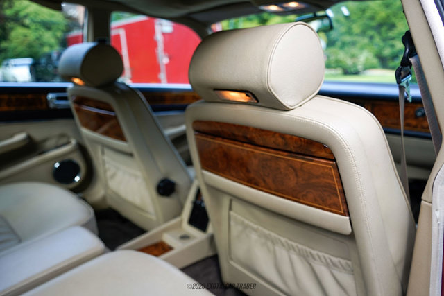 Used 1988 Jaguar XJ Vanden Plas RWD image 56