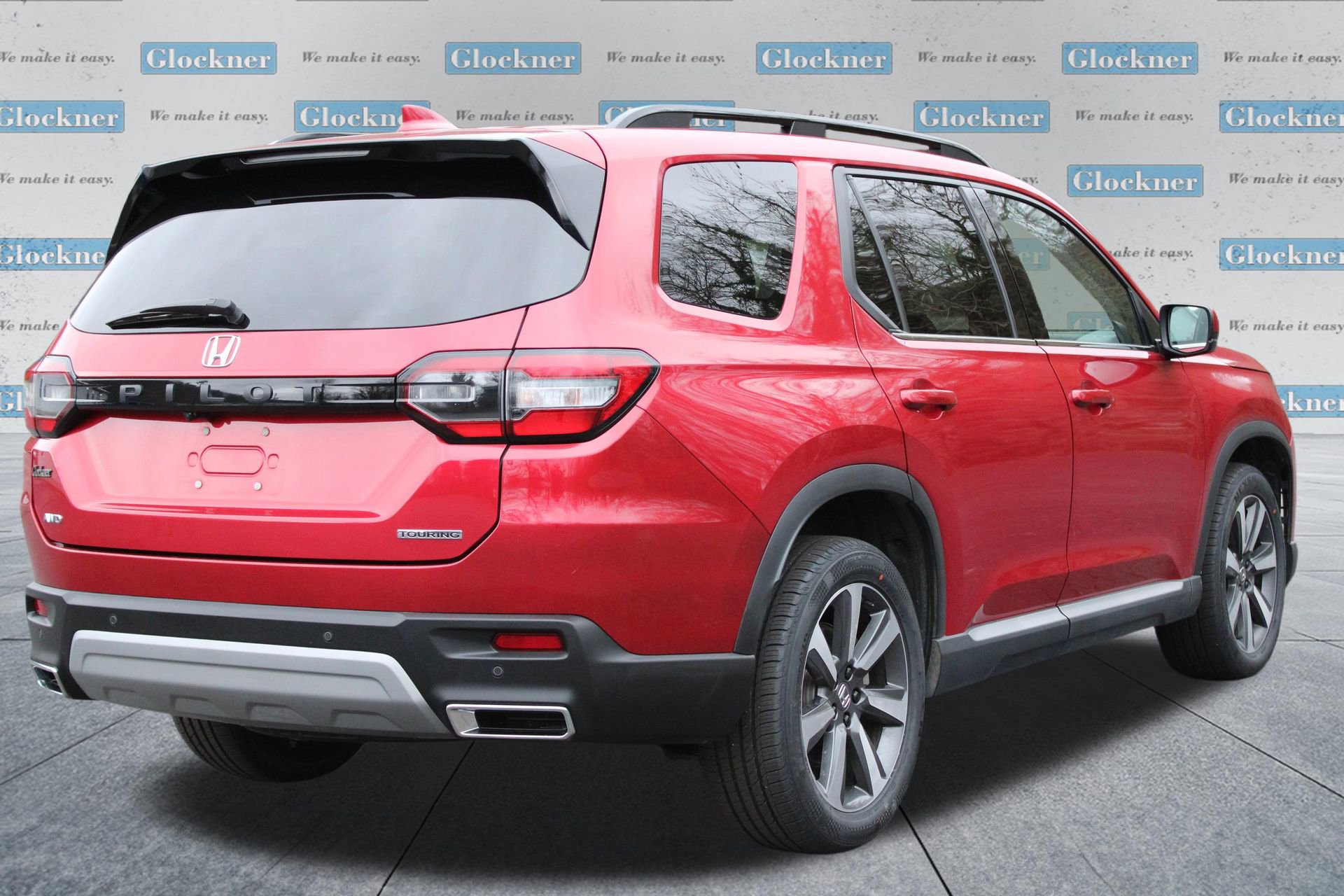 Used 2024 Honda Pilot Touring image 6